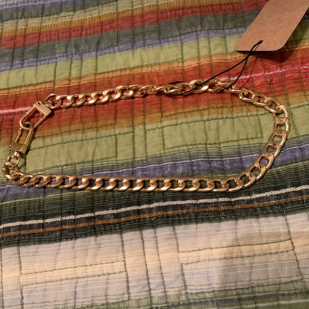 Gold tone Chain 16”